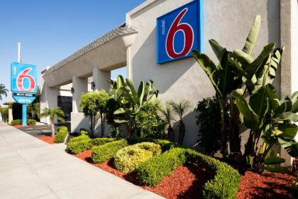 motel 6 Costa mesa CA   Newport Beach